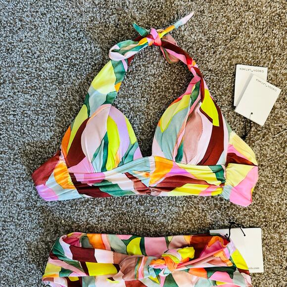 Gibson Latimer 2 Piece Swim suite XS - Picture 3 of 7